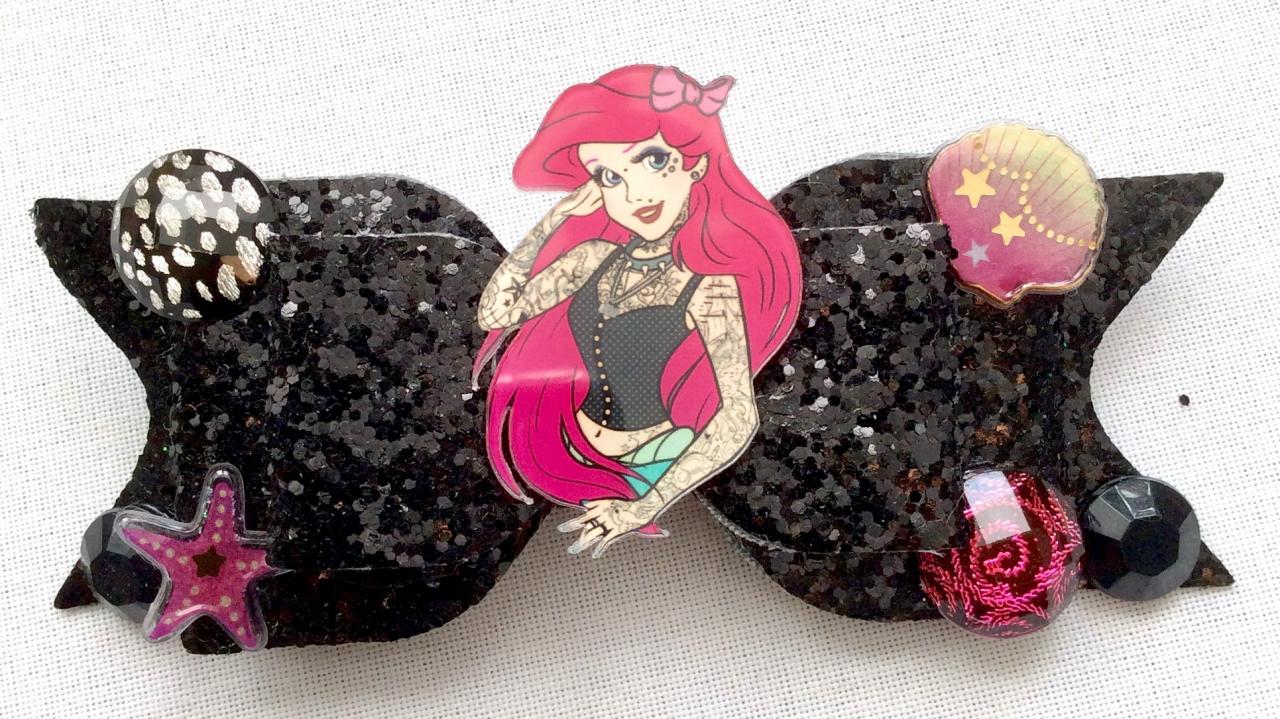 Mermaid Glitter Hair Bow Arielle Tattoo Pin Up Cabochon Resin Black Pink Maritime Sea Shell Kawaii Brooch Pin Hair Cosplay Rock Clip Jewelry