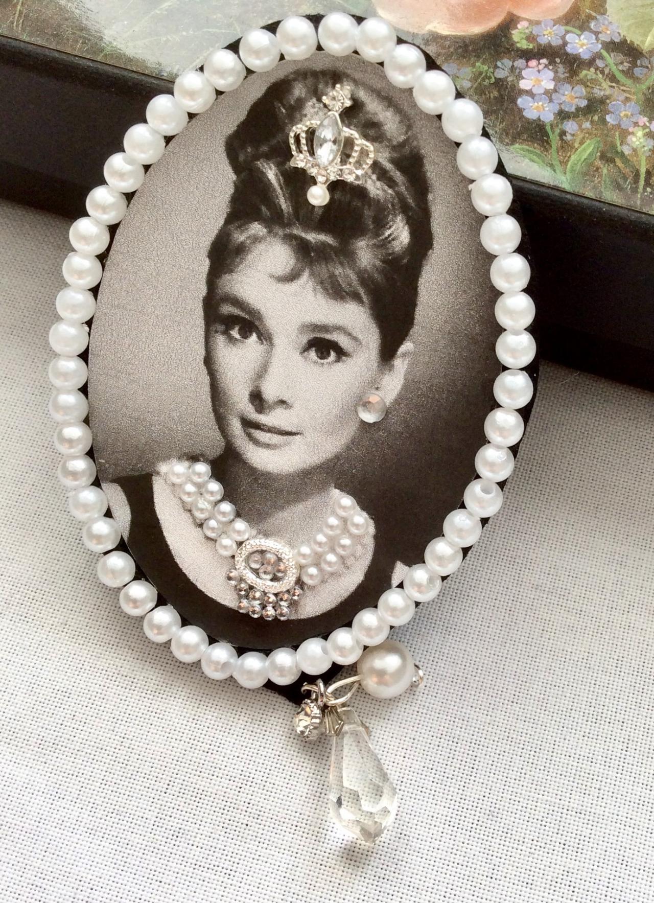 Audrey hepburn hot sale brooch