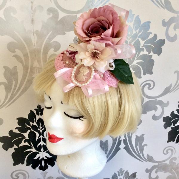 Vintage Fascinator Pink pearls Rose Ribbon Headband Classic Lolita Pink Rockabilly Flower cabochon Organza Jewelry cameo Wedding bride