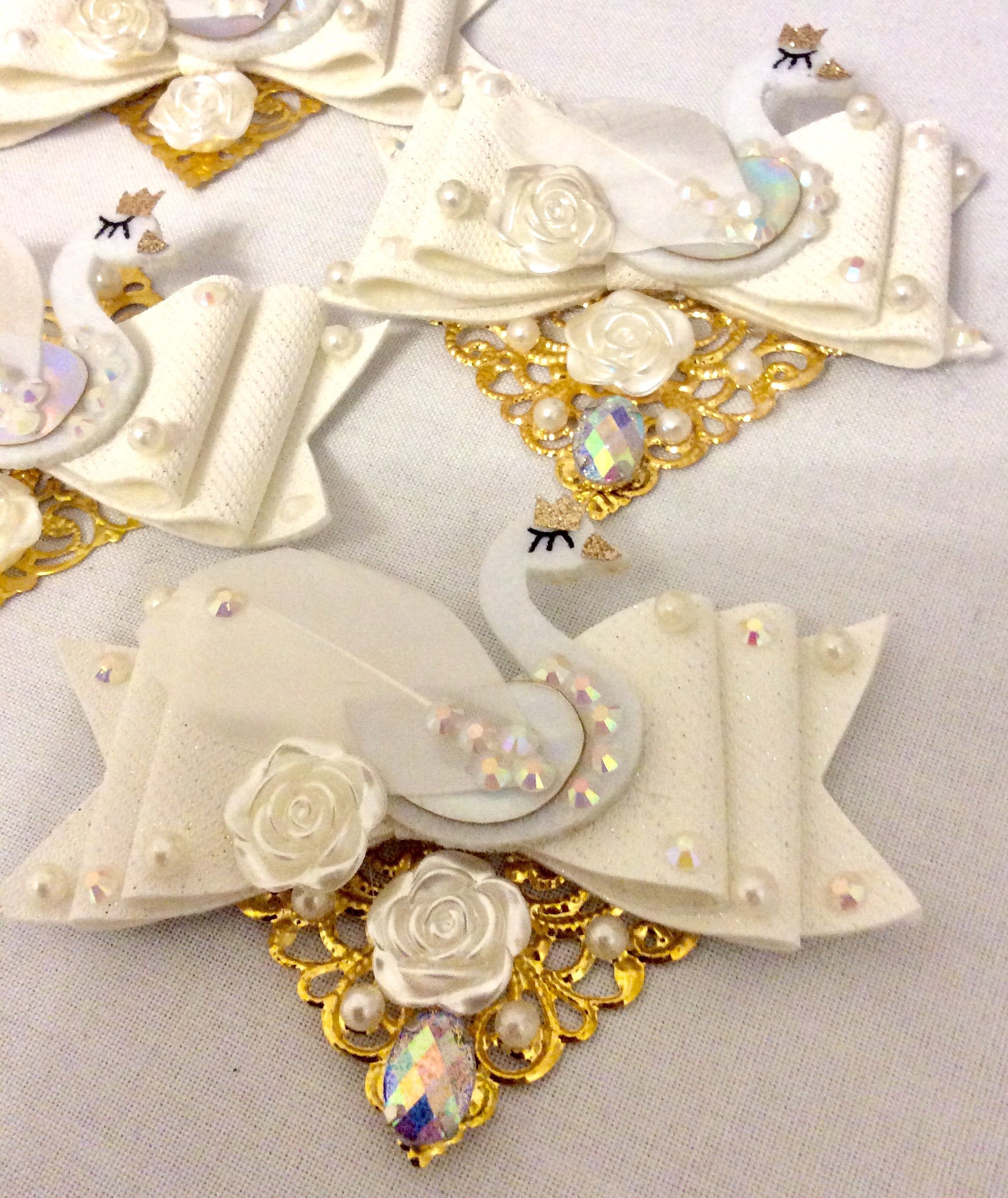 Beautiful Classic Lolita Hair Bow Roses Print Pearls Swan Cabochon ...